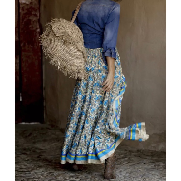 Boho Gypsy Floral Print High Low Maxi Skirt (Blue) - Picture 5 of 6